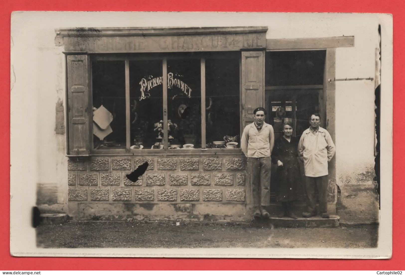 18 - Thaumiers - Carte photo boucherie charcuterie dans la grande rue