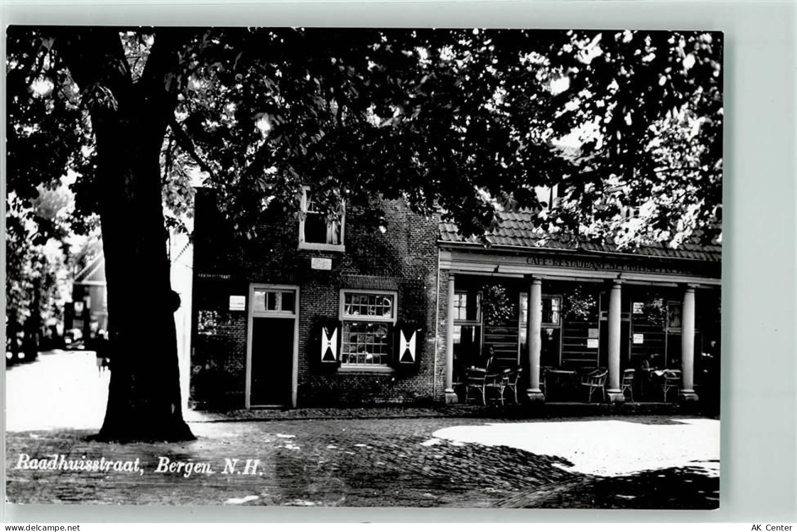 1861 Bergen Bergen (NH.) - Raadhuisstraat - 11035693