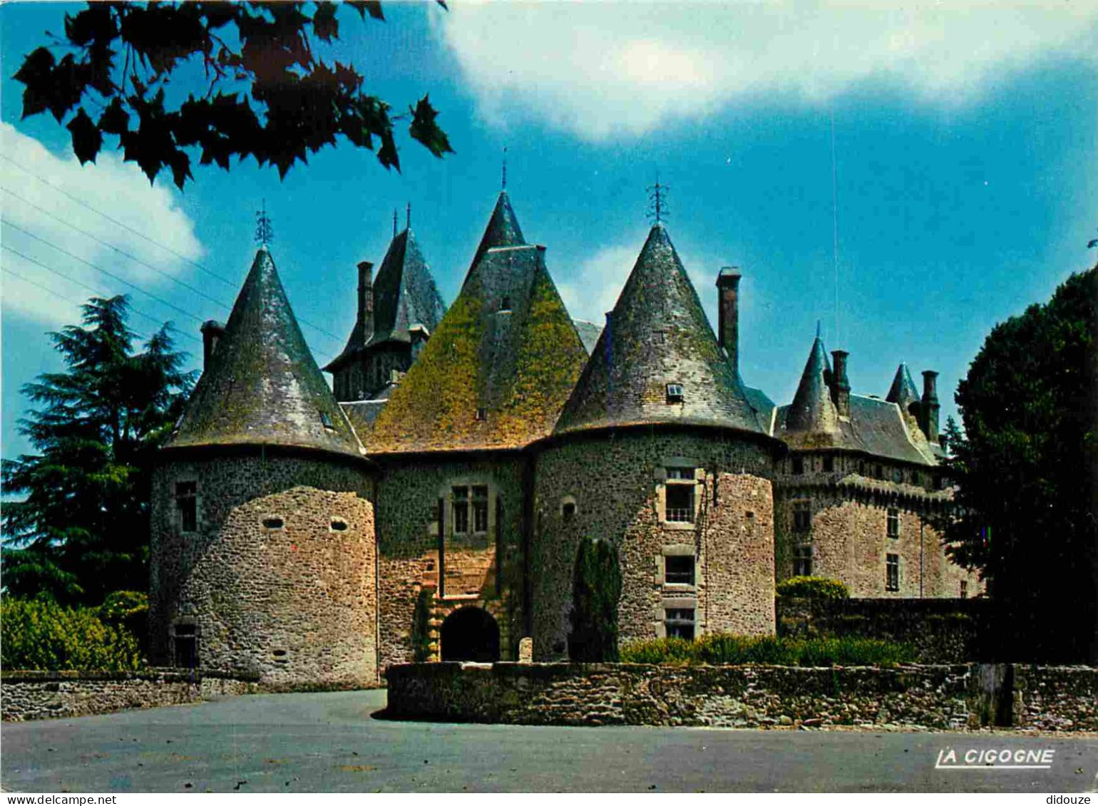 19 - Arnac Pompadour - Le Château - CPM - Voir Scans Recto-Verso