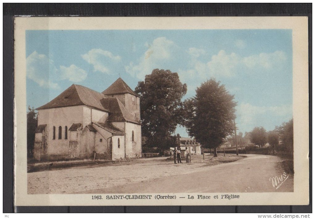 19 - Saint Clement - La Place et L'Eglise - Colorisée