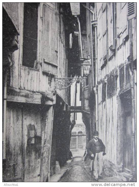 1911 CPA >Troyes (prononcer [tÊwa]) (Aube) Champagne-Ardenne &mdash;> LA RUE DES CHATS : collection T. G