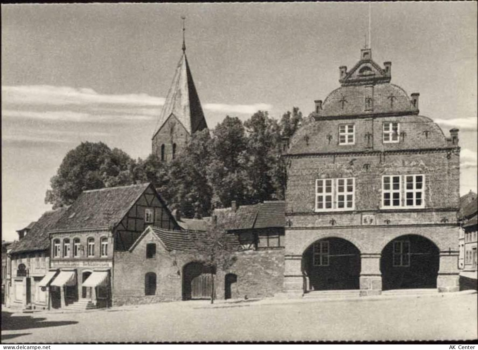19205 O2730 Gadebusch um 1950/60 - Gadebusch, Markt, Rathaus, Kirche AKU... - 20023603