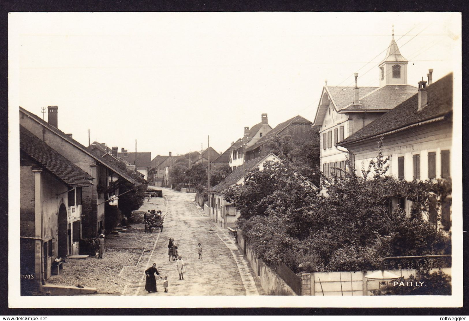 1927 ungelaufene Foto AK: Strasse in Pailly.