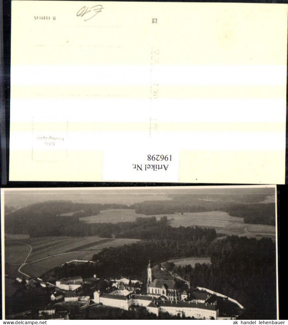 196298,Stift Zwettl Fliegeraufnahme
