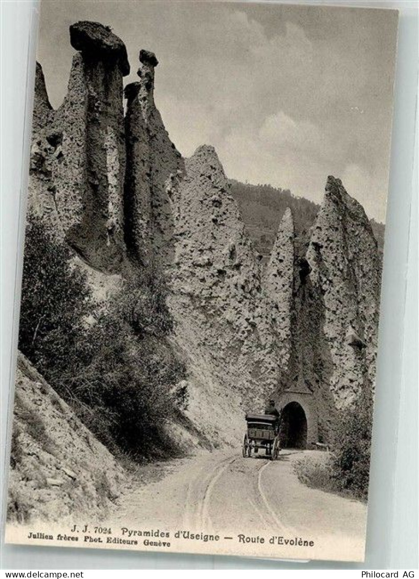 1983 Evolène Foto AK Pyramides d'Useigne - 38212384