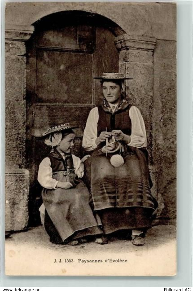 1983 Evolène - Walliser Bauersfrau mit Mädchen am Stricken - 10601118