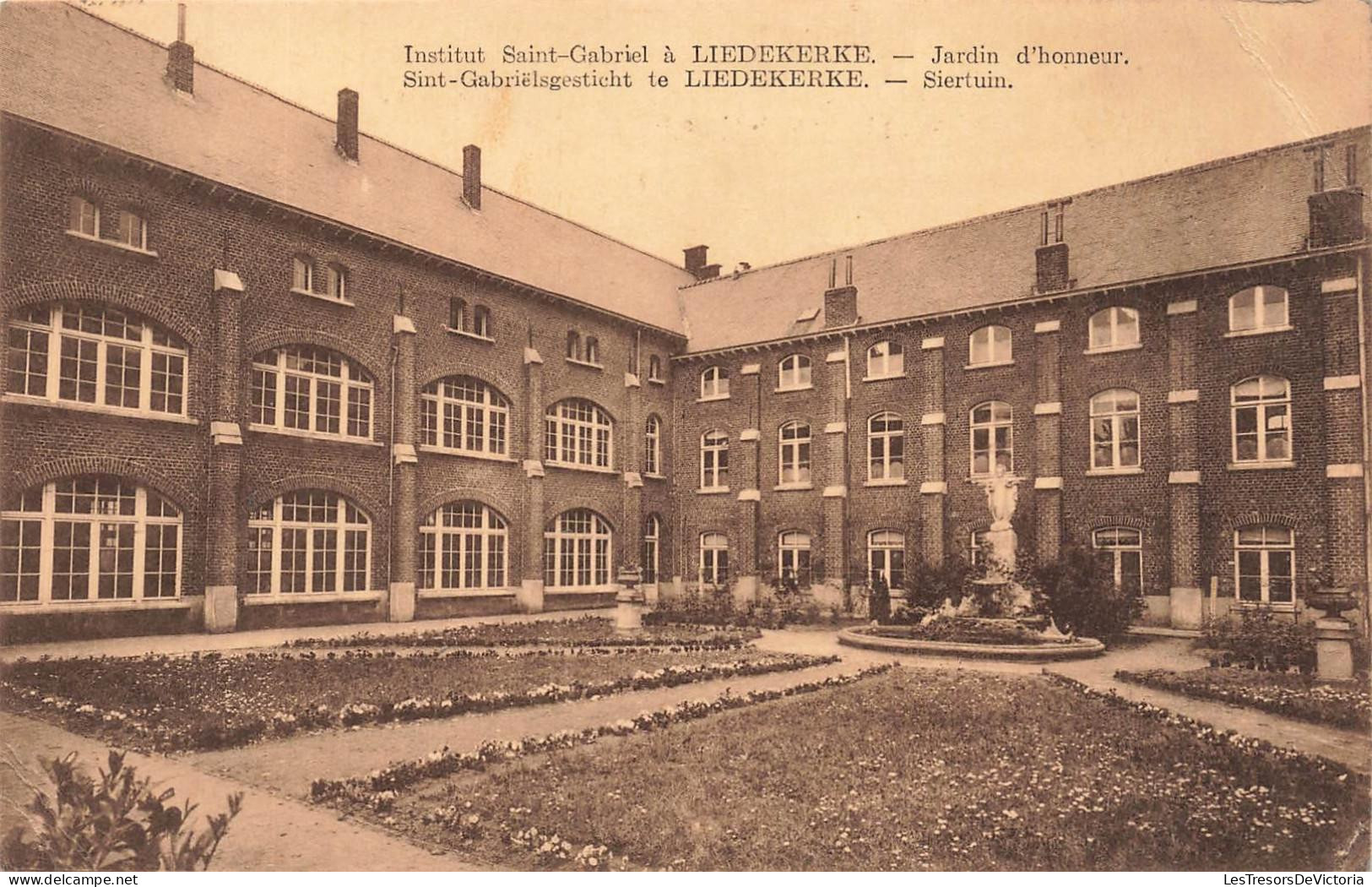 [-20%] BELGIQUE - Gesticht St Gabriel te Liedekerke - Siertuin - Institut - Jardin d honneur - statue - Carte Postale An