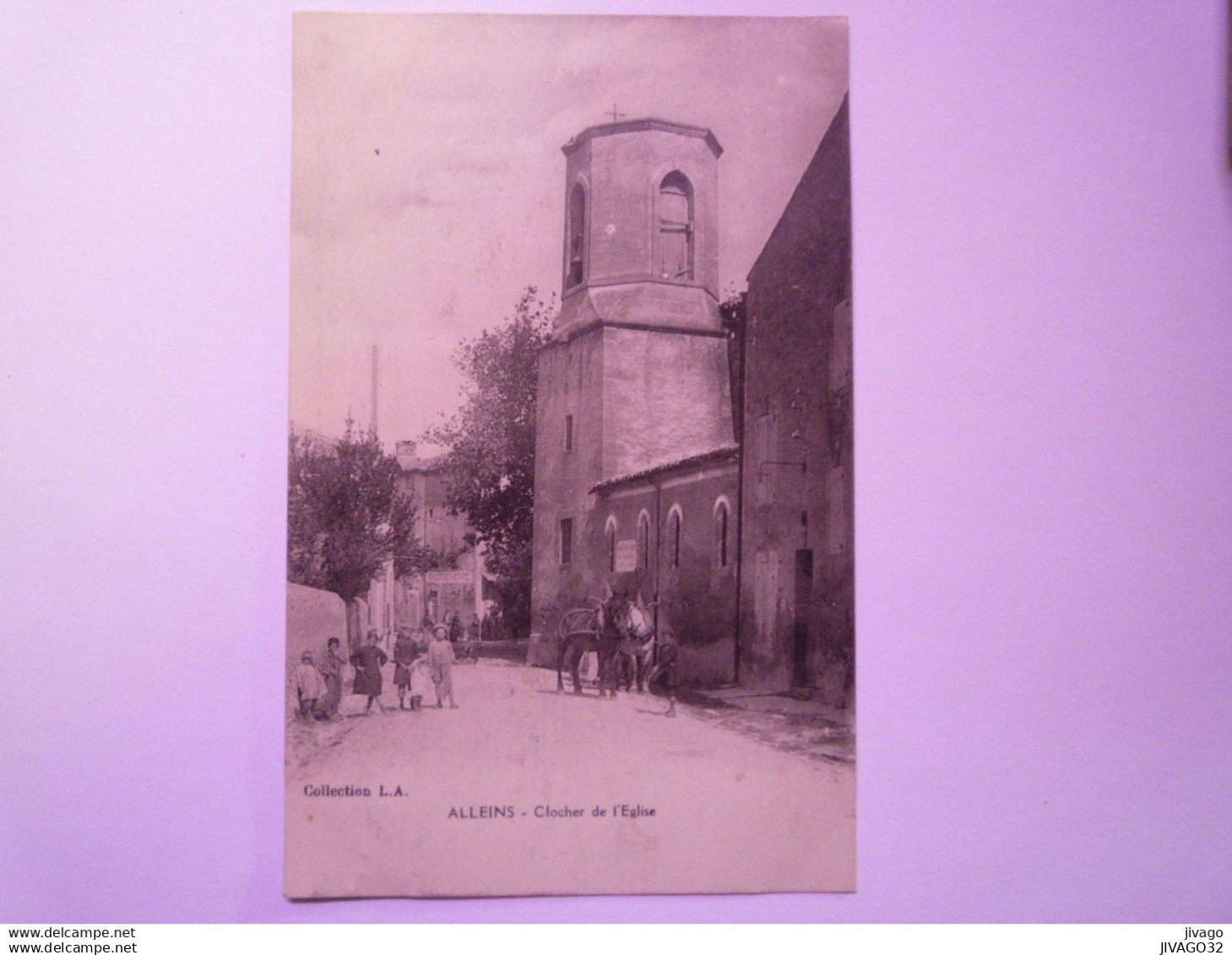 2020 - 7726  ALLEINS  (Bouches-du-Rhône)  :  CLOCHER de l'EGLISE  -  Belle animation   1915   XXX