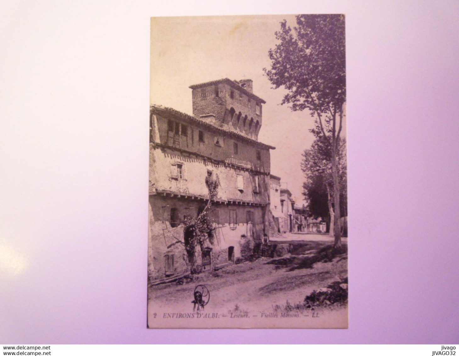 2021 - 1629  LESCURE  (Tarn)  :  Vieilles MAISONS   XXX