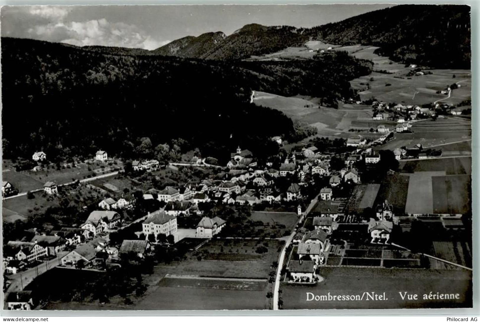 2056 Dombresson Gebrauchsspuren Fliegeraufnahme - 10305811