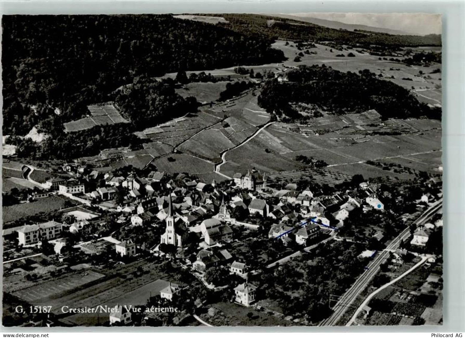 2088 Cressier NE - Fliegeraufnahme Kirche - 10586612