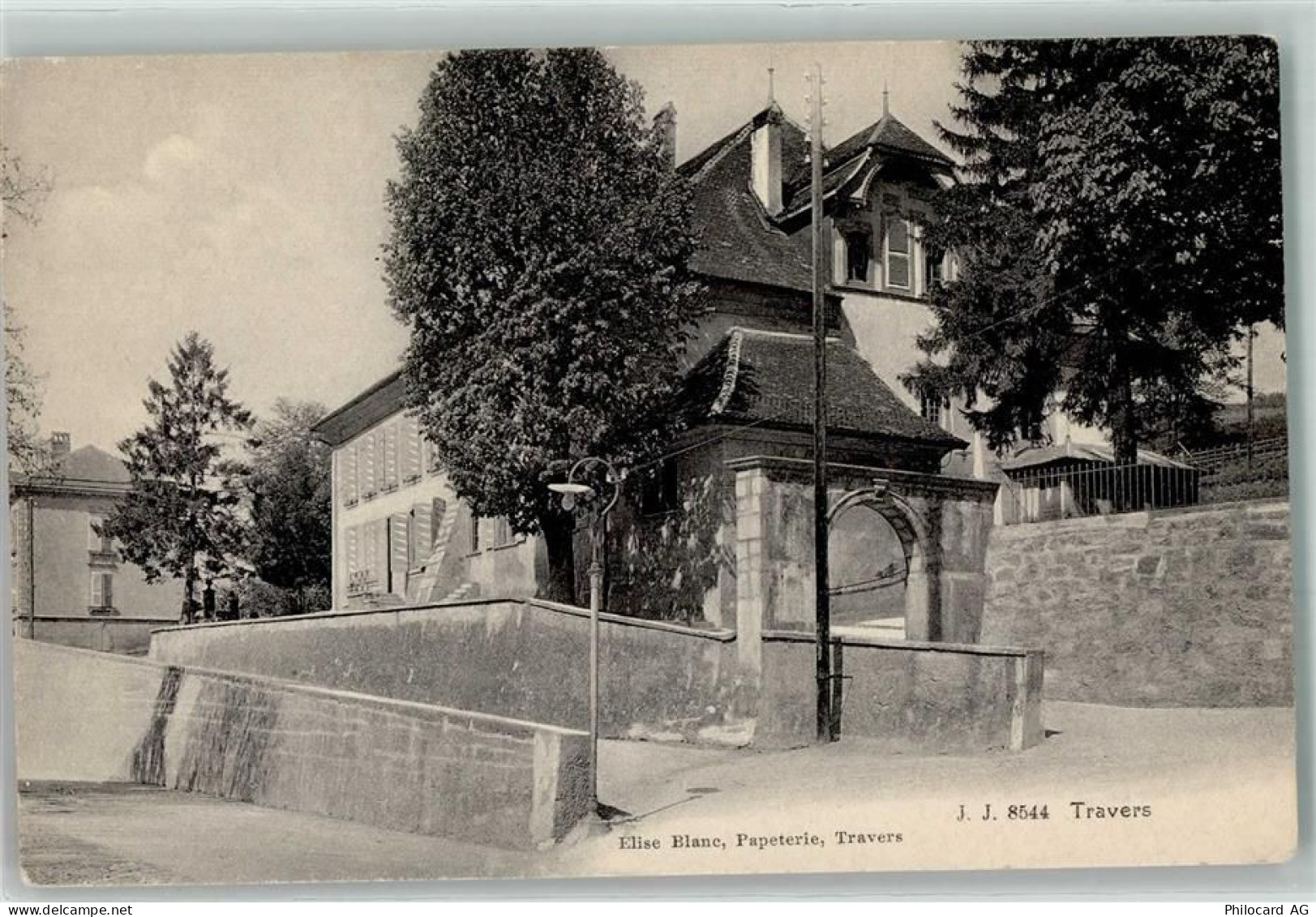 2105 Travers - 10584629