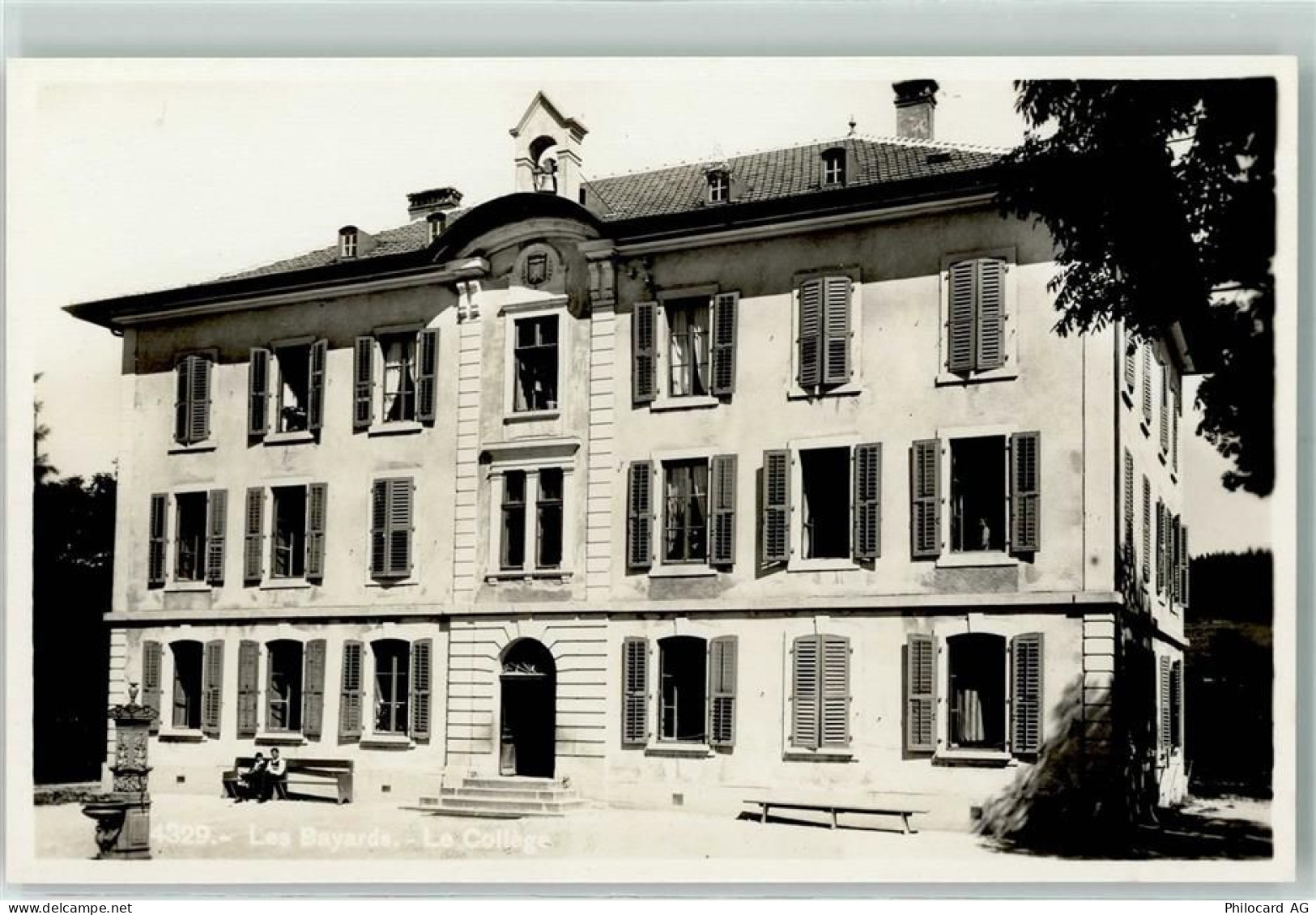 2127 Les Bayards Le Cernil NE - Le Collège - 10309093