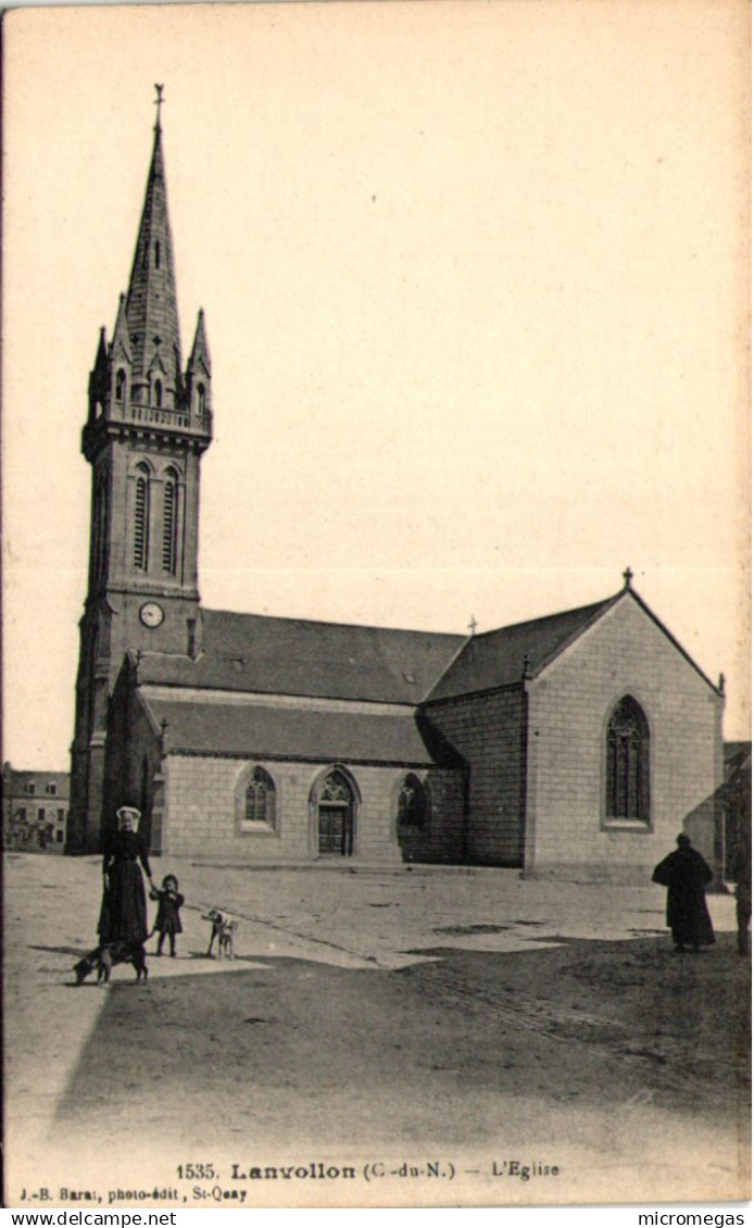 22 - LANVOLLON - L'Eglise