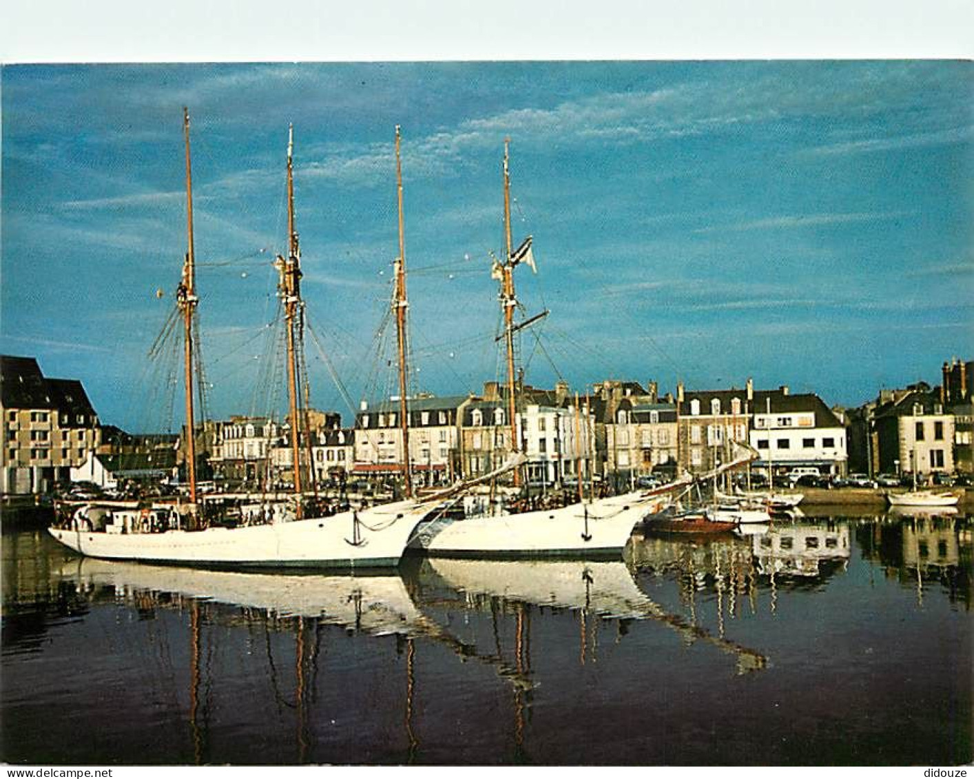 22 - Paimpol - L'Etoile et la Belle-Poule dans le Bassin - Bateaux - Flamme Postale de Paimpol - CPM - Voir Scans Recto-