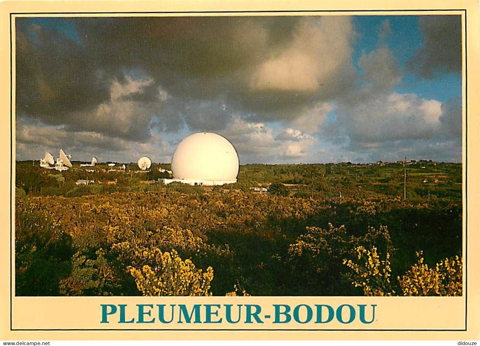 22 - Pleumeur-Bodou - Le Radôme, station de Télécommunications et de télévisions spatiales - CPM - Voir Scans Recto-Vers