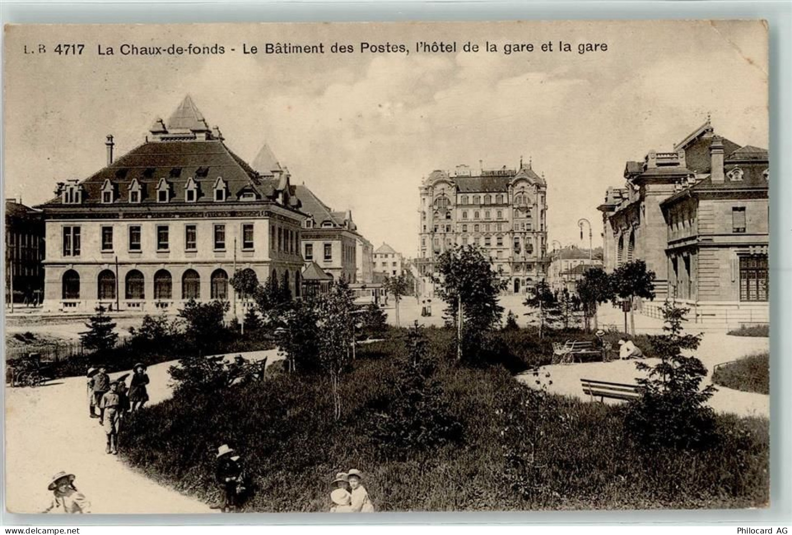 2300 La Chaux-de-Fonds - 10205345