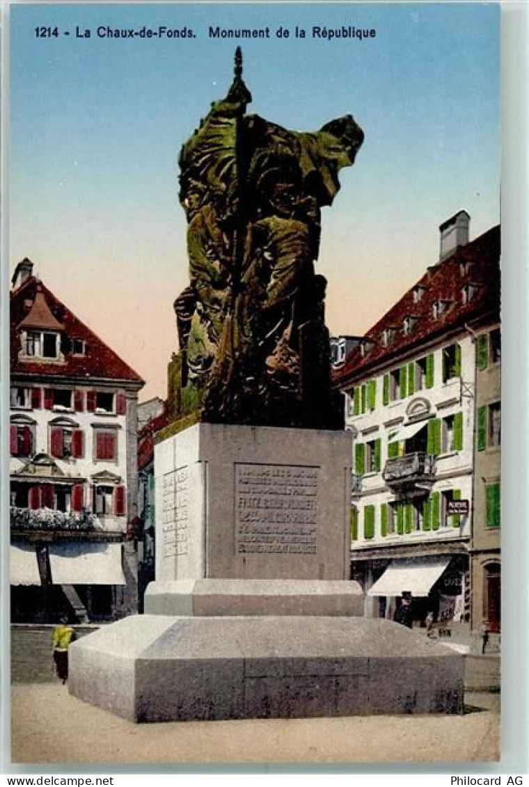 2300 La Chaux-de-Fonds - Monument de la République - 10306908