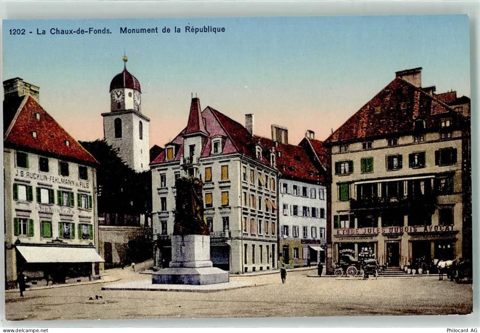 2300 La Chaux-de-Fonds - Monument de la Republique - 10620384