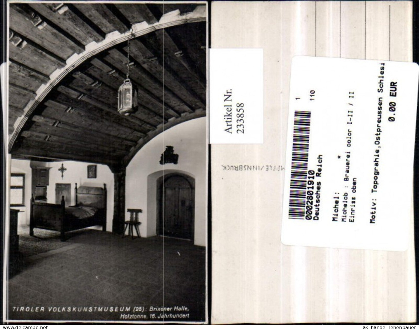 233858,Tiroler Volkskunstmuseum Brixener Halle b. Brixen im Thale Innenansicht