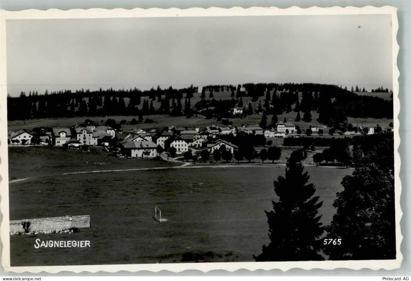 2350 Saignelégier 1952 Foto AK Sportplatz - 38021943