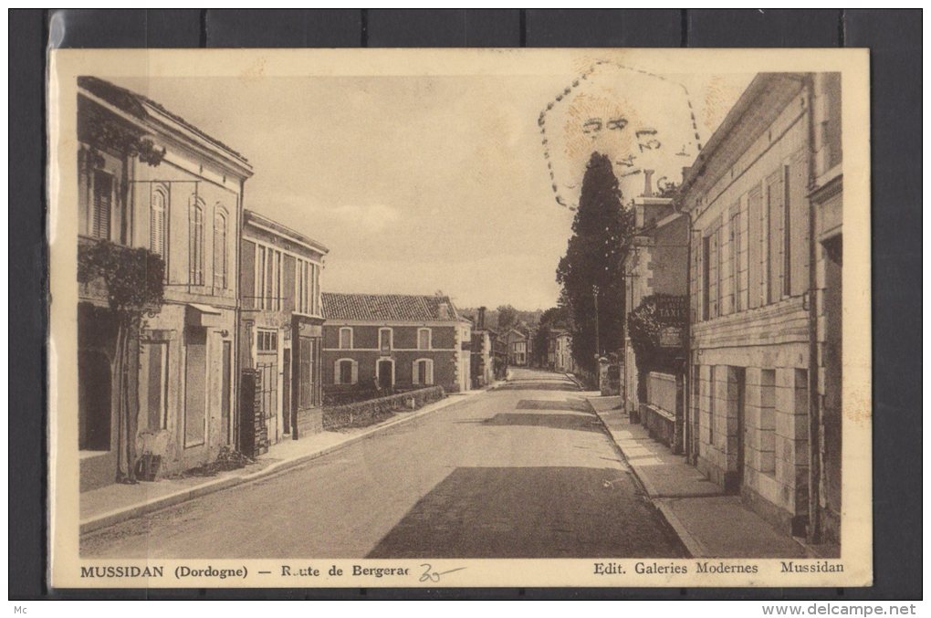 24 - Mussidan -  Route de Bergerac