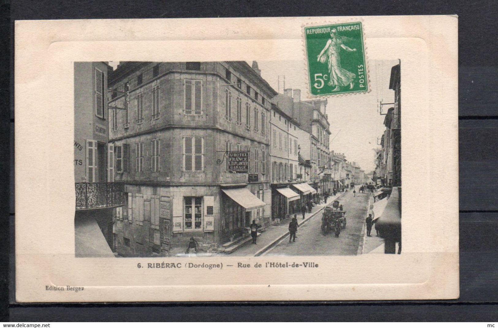 24 - Riberac - Rue de l'Hotel de ville