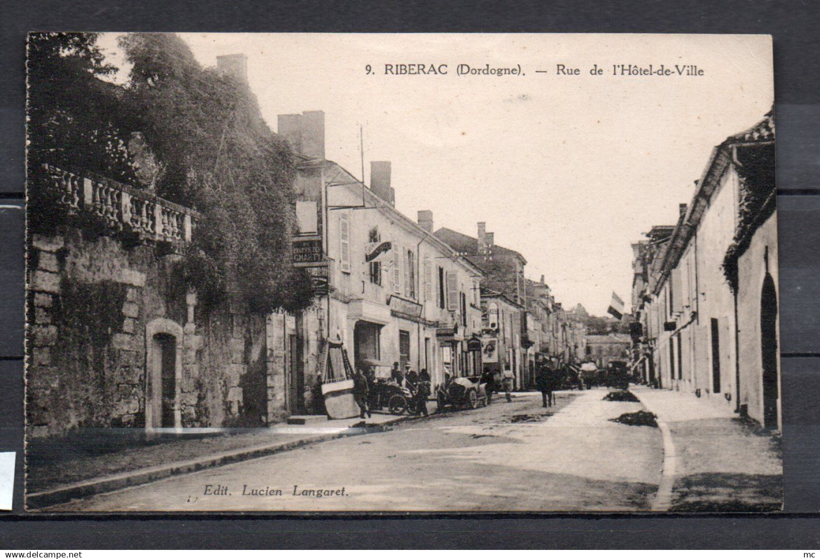 24 - Riberac - Rue de l'Hotel de ville