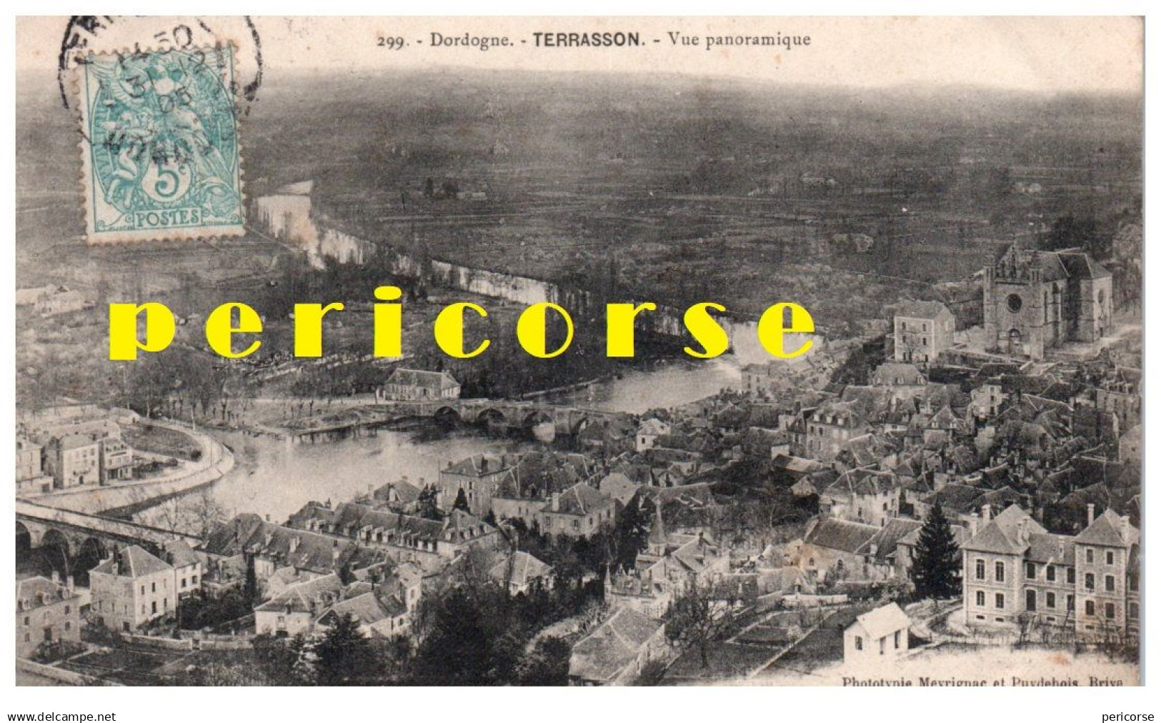 24  Terrasson Vue Panoramique