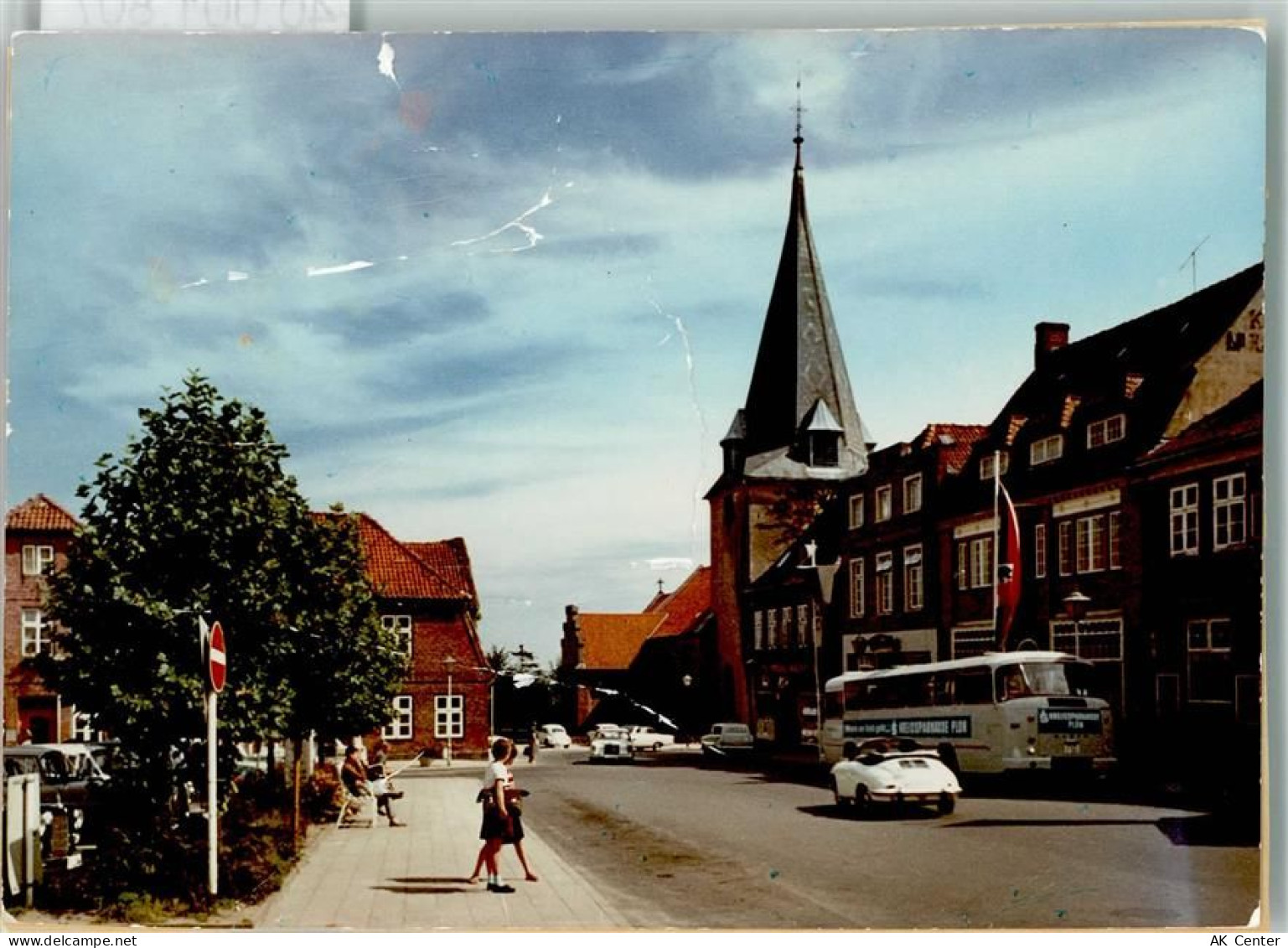 24321 W2322 Lütjenburg FOTO KEINE AK Markt Autos - 40001807
