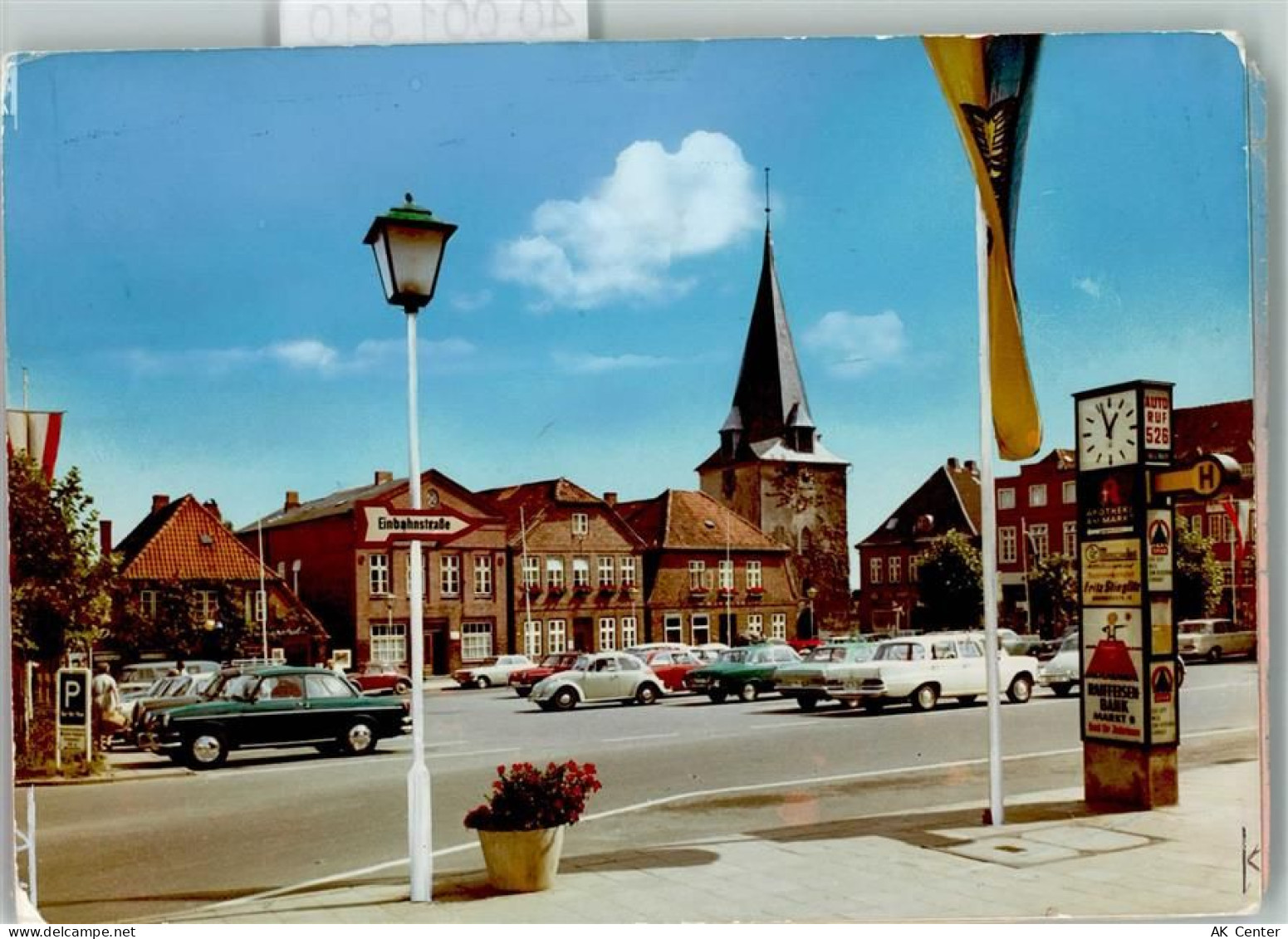 24321 W2322 Lütjenburg FOTO KEINE AK Marktplatz Autos Michaeliskirche - 40001810