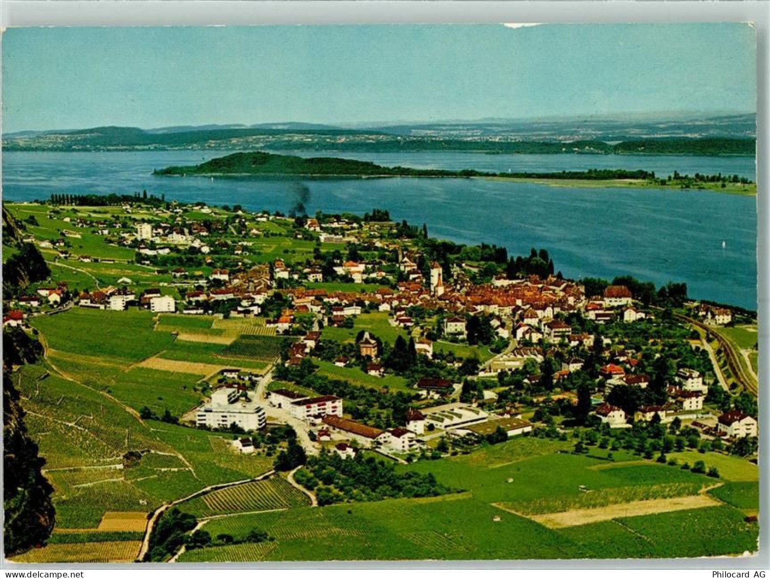 2520 La Neuveville - au Lac de Bienne avec l ile de St Pierre Flugaufnah... - 10390806