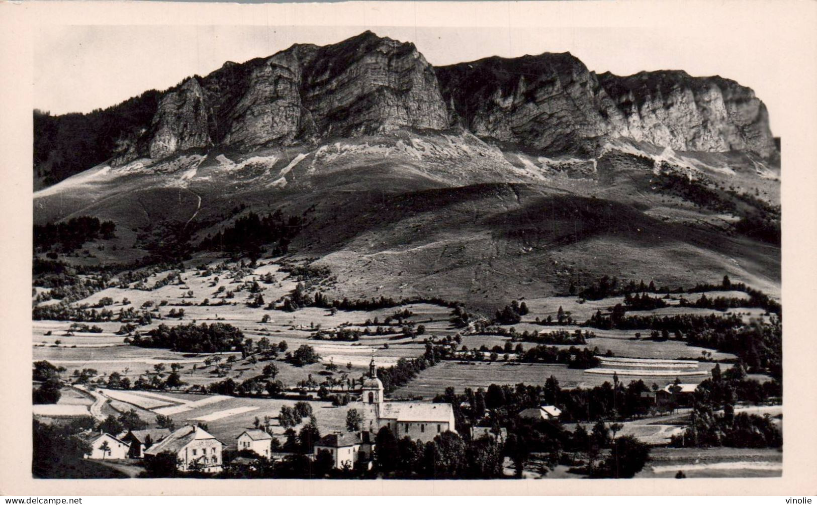 26-819 : THOLLON. LES MEMISES