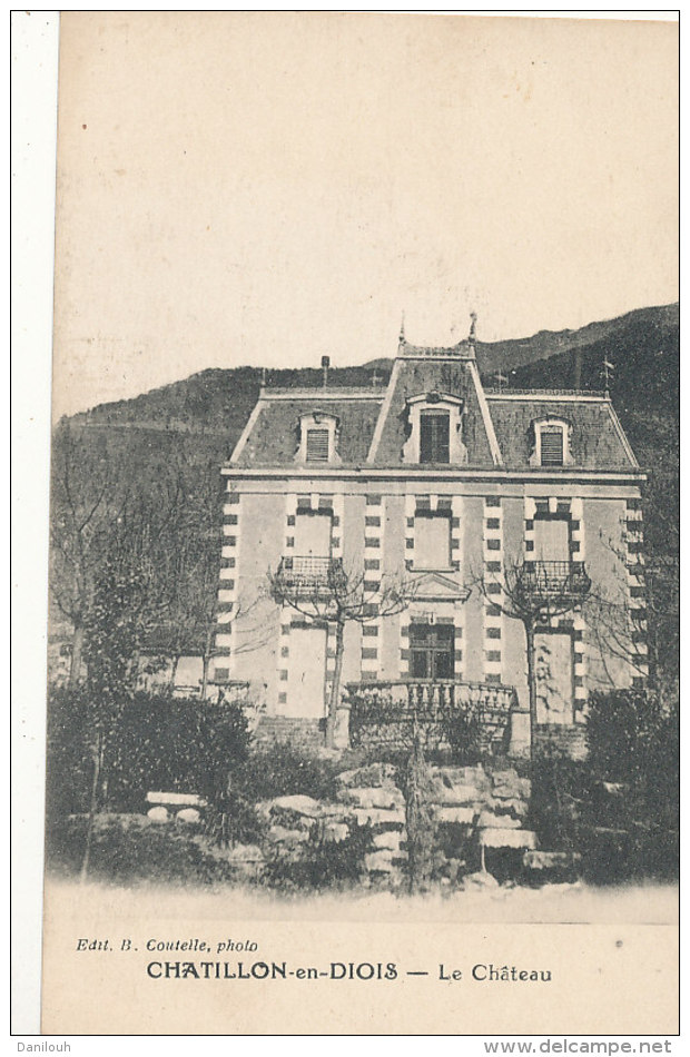 26 // CHATILLON EN DIOIS   le chateau