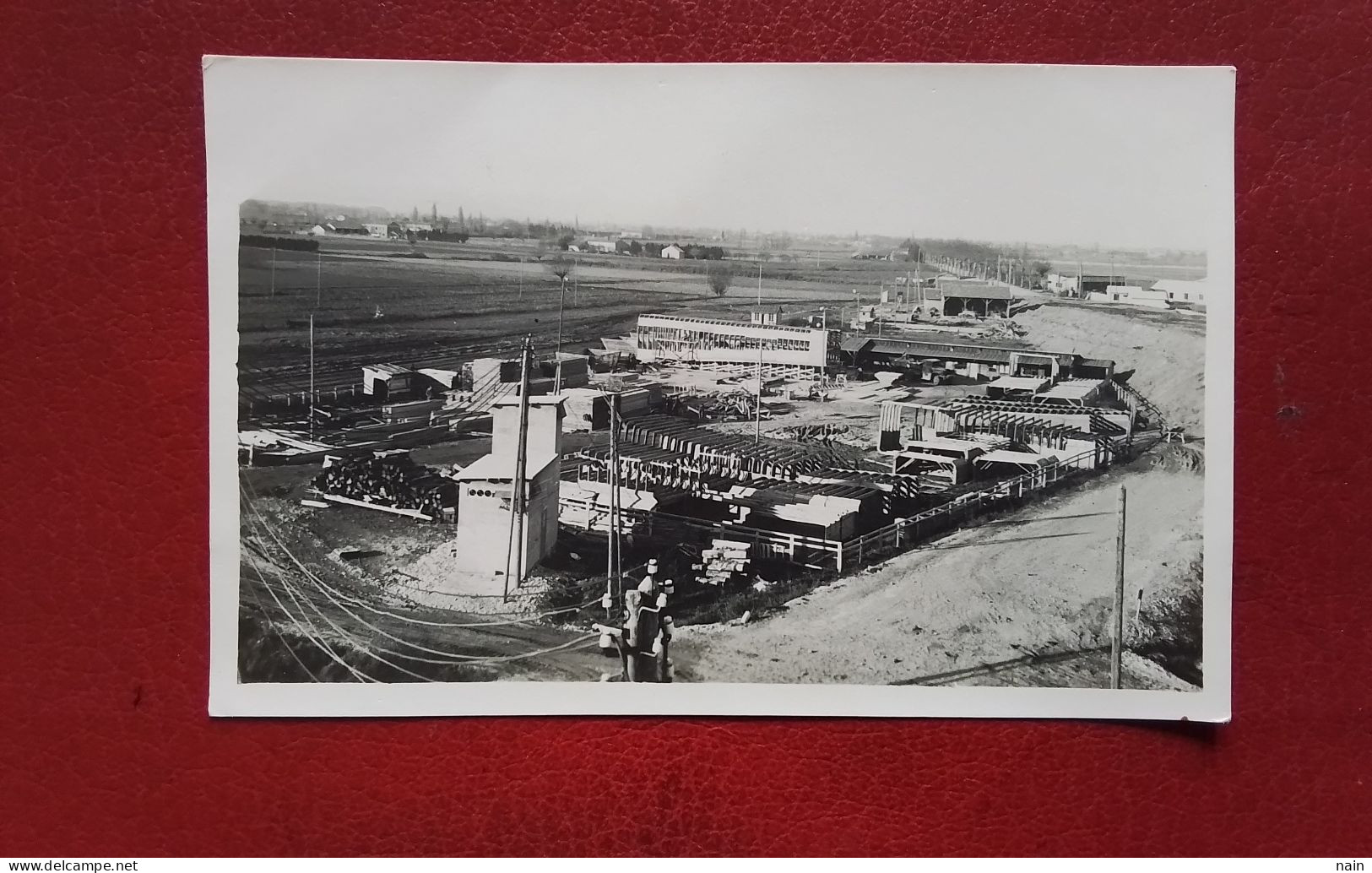 26 - DONZERE - CARTE PHOTO - " CONSTRUCTION DU CANAL DE DONZERE MONDRAGON " - VOIR LES SCANS -  -  - " TRES RARE " - - -