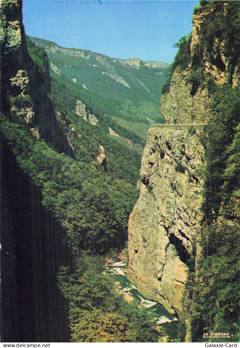 26 LES GRANDS GOULETS LES GRANDS GOULETS