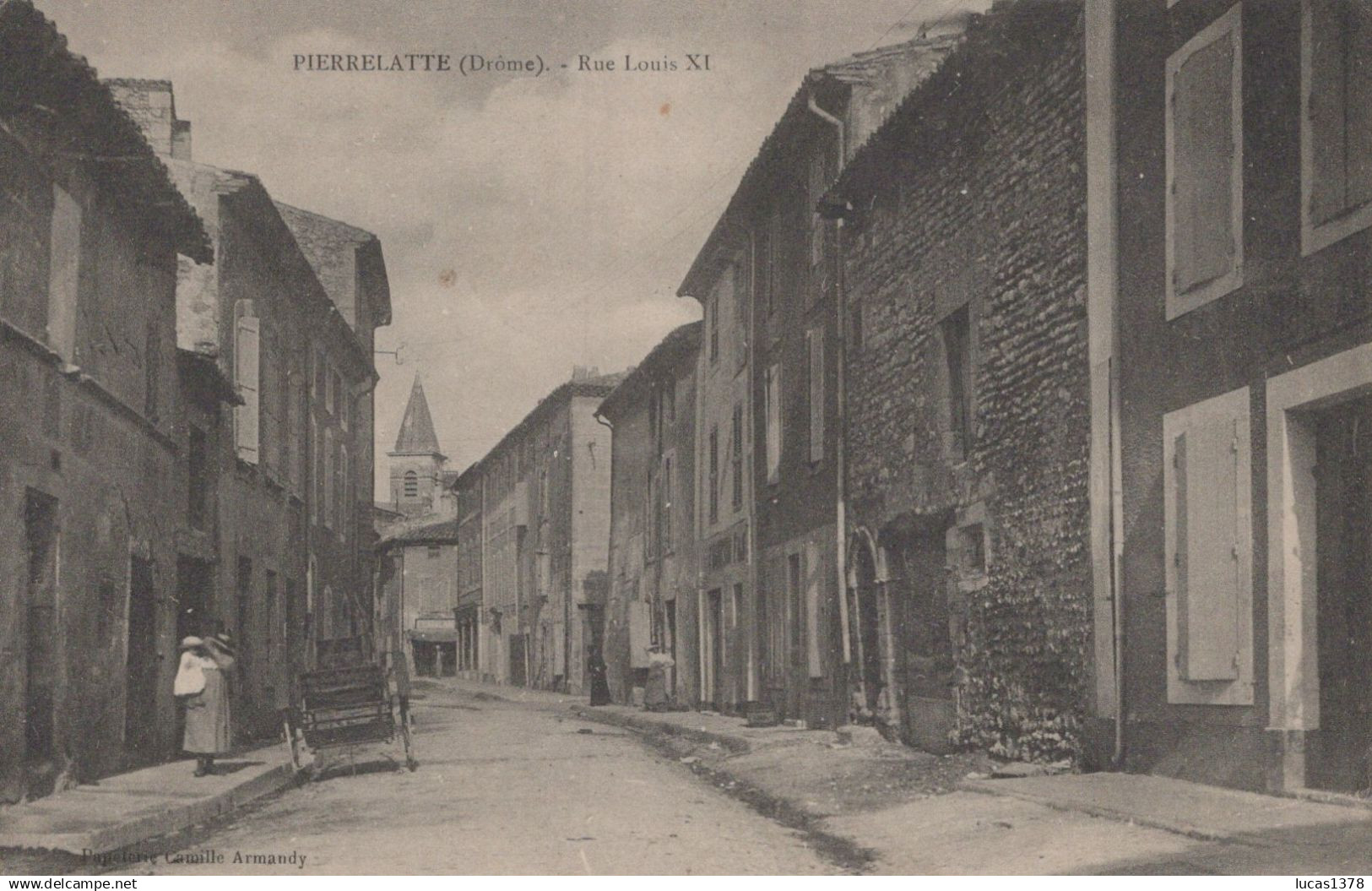 26 / PIERRELATTE / RUE LOUIS XI