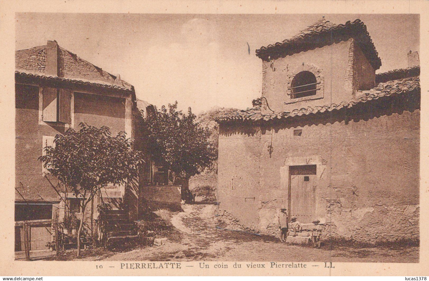 26 / PIERRELATTE /  UN COIN DU VIEUX PIERRELATTE