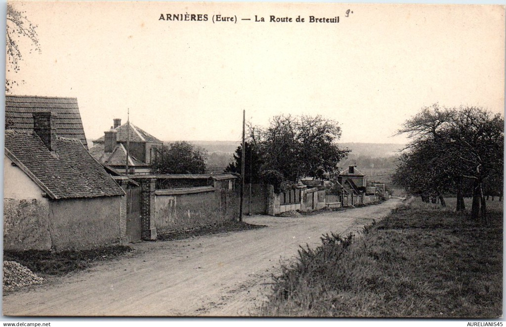 27 ARNIERES -la route de breteuil