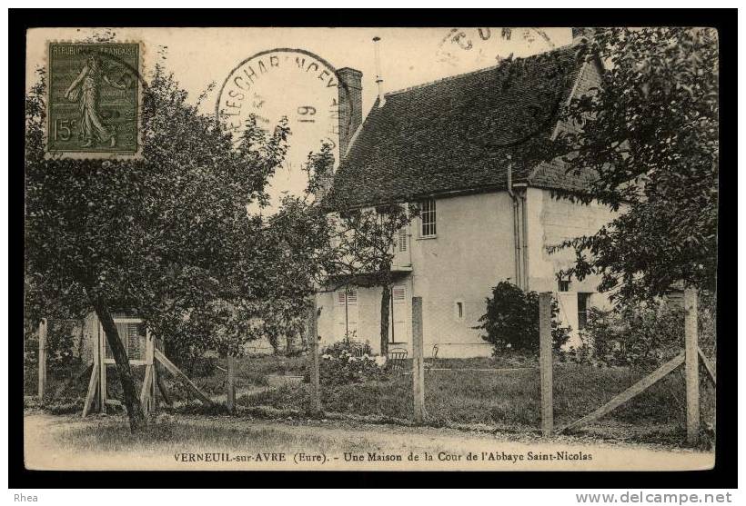 27 Verneuil-sur-Avre abbaye D27D K27679K C27679C RH095704