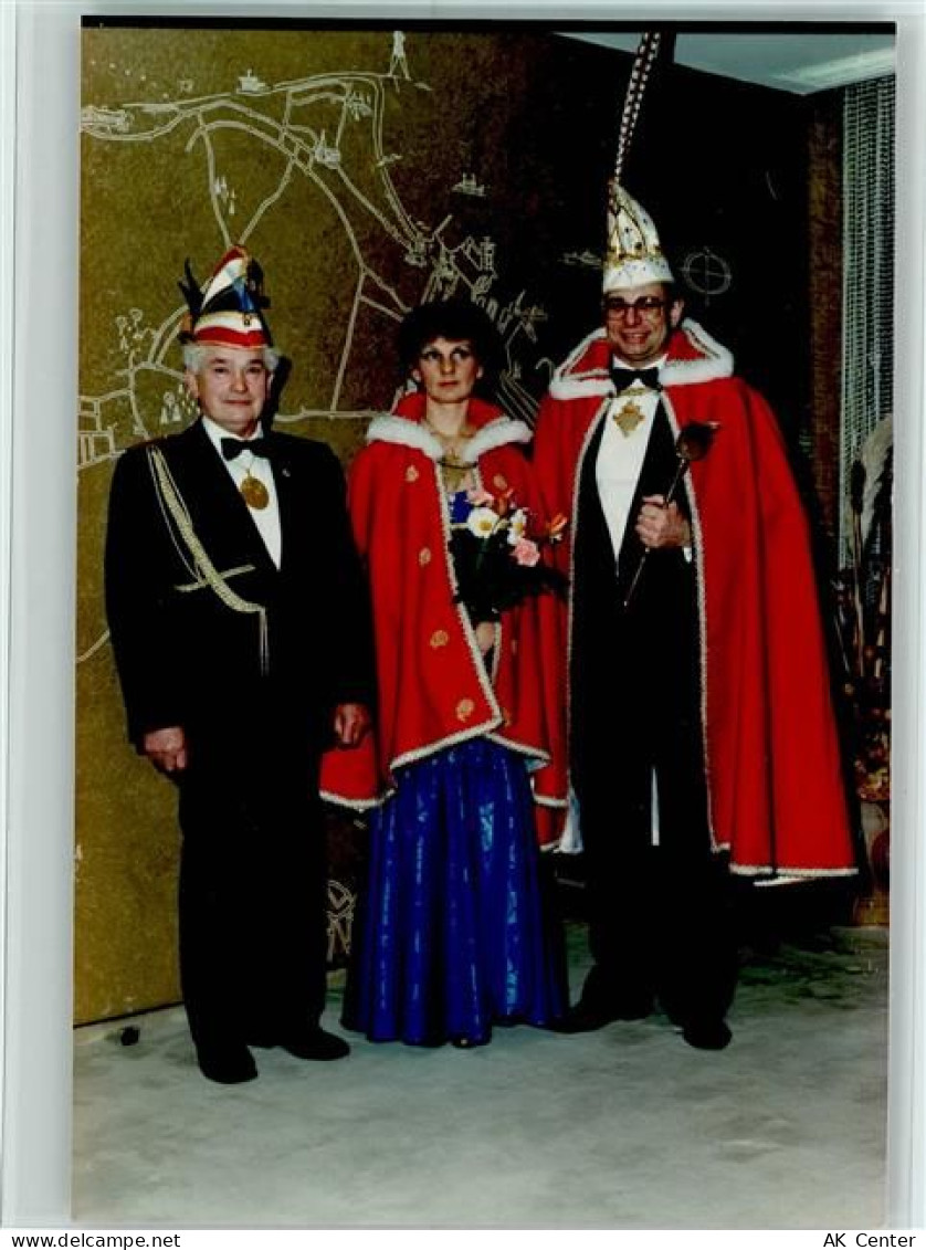 27472 W2190 Cuxhaven FOTO KEINE AK 1987 Groden Carneval Prinz - 10189288