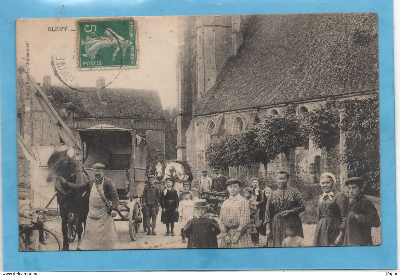 28 EURE ET LOIR - BLEVY Un jour de Marché