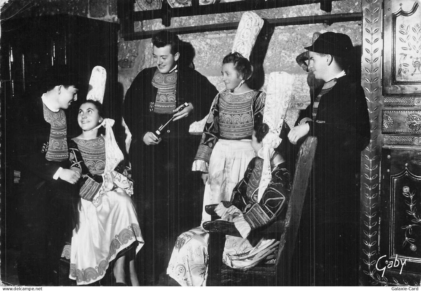 29 CARHAIX PLOUGUER FOLKLORE DE FRANCE