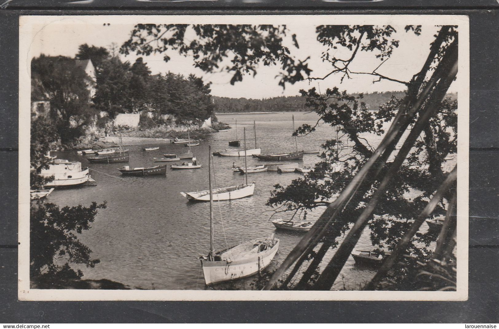 29 - COMBRIT - Sainte Marine - Le port