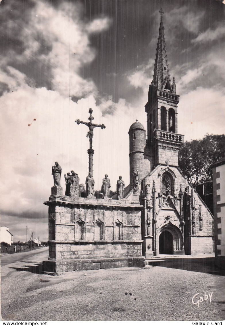 29 CONFORT MEILARS L EGLISE ET LE CALVAIRE