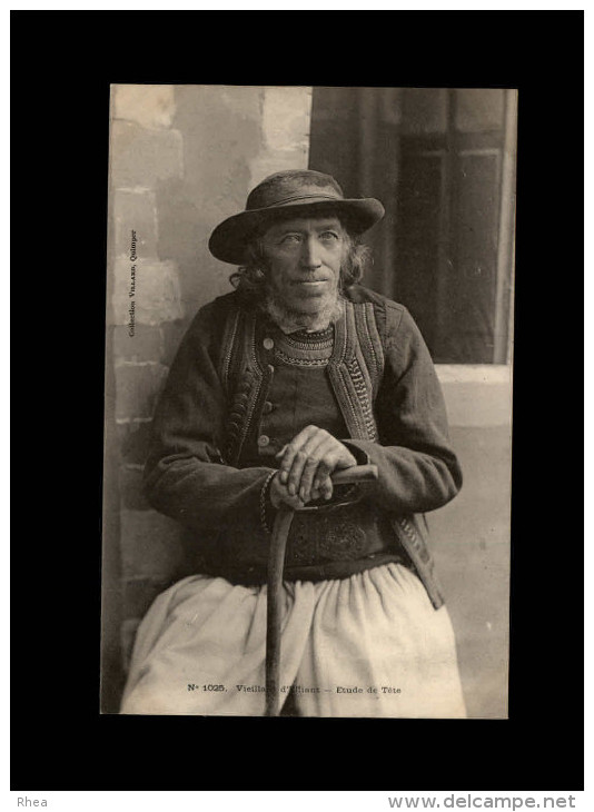 29 - ELLIANT - Costumes - coiffes