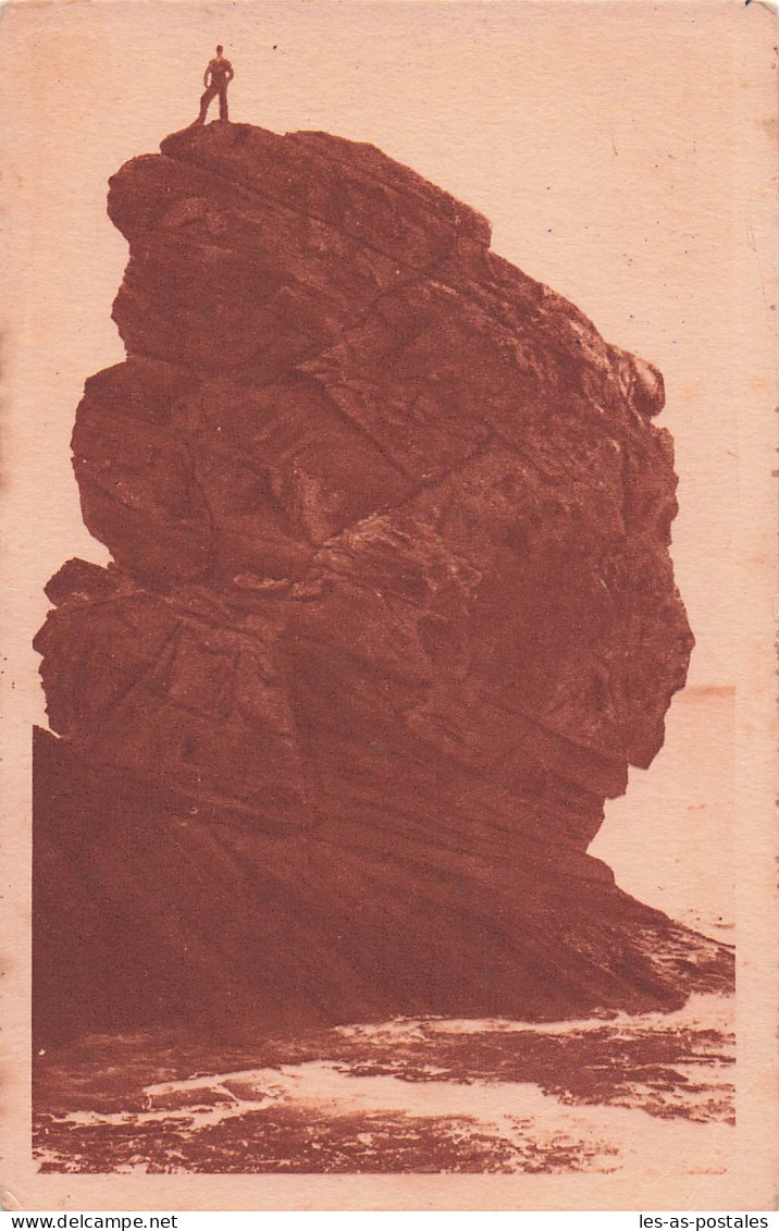 29 PLOGOFF POINTE DU RAZ