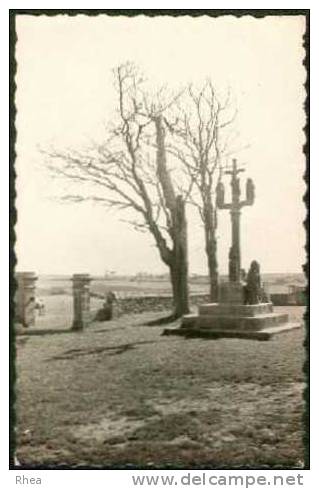 29 Plonévez-Porzay PLONEVEZ-PORZAY (Finistère) Le Cavaire Sainte-Anne Palud eglise fin D29D K29026K C29176C RH003582