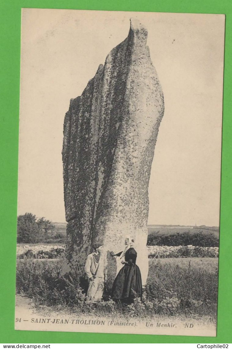 29 - Saint Jean Trolimon - Un Menhir