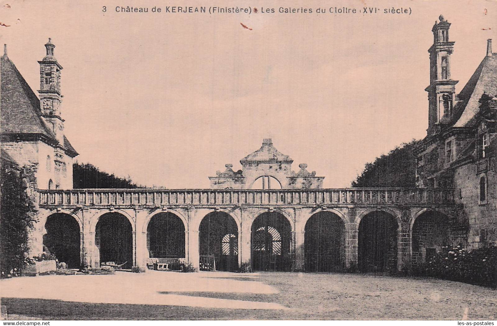 29 SAINT VOUGAY CHATEAU DE KERJEAN